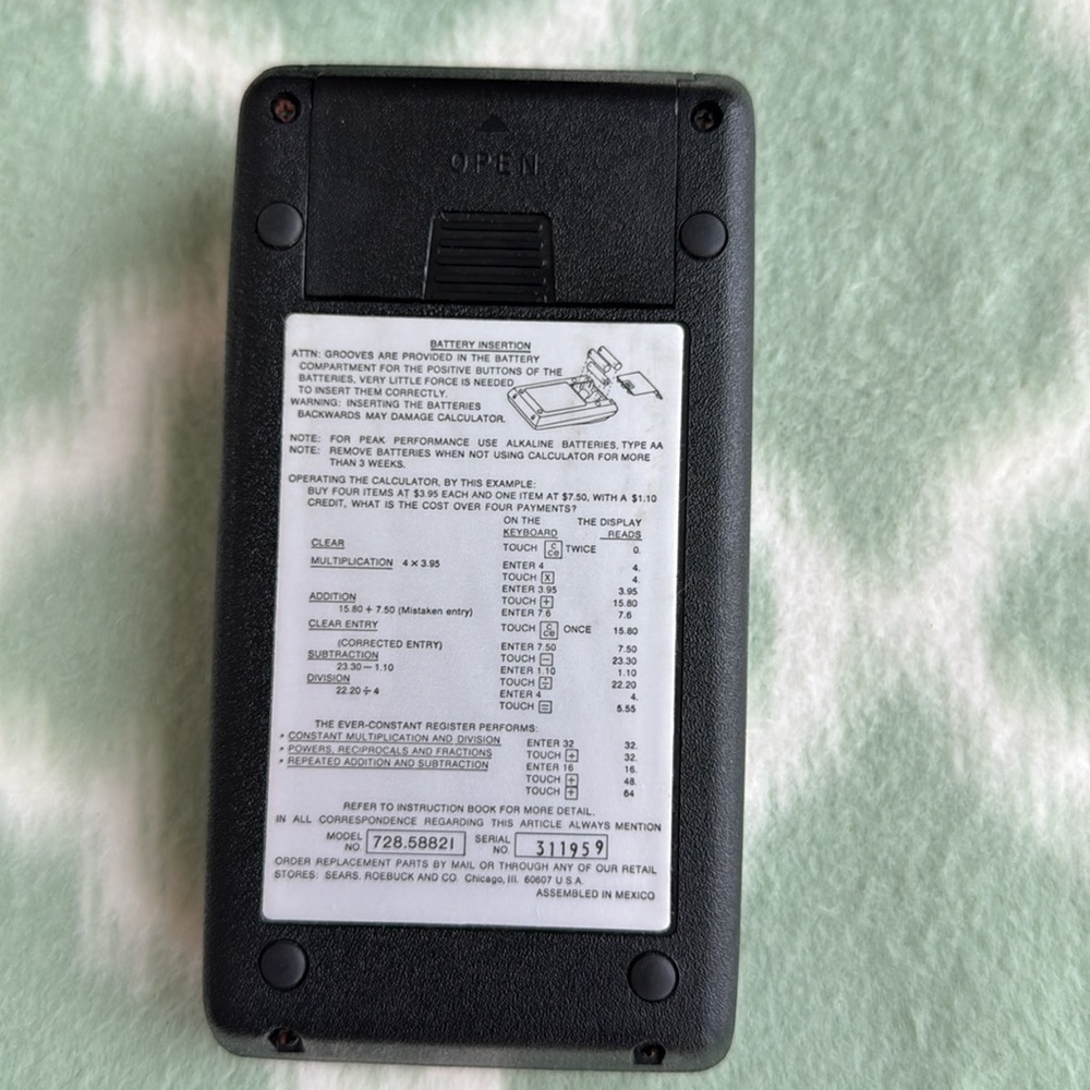 Vintage Sears 1970s Calculator with Case - Picture 3 of 4